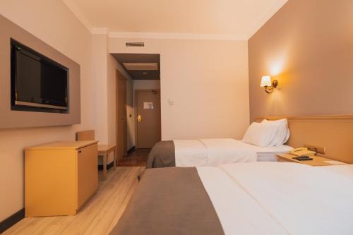 Standart Çift Kişilik Oda - Şehir Manzaralı