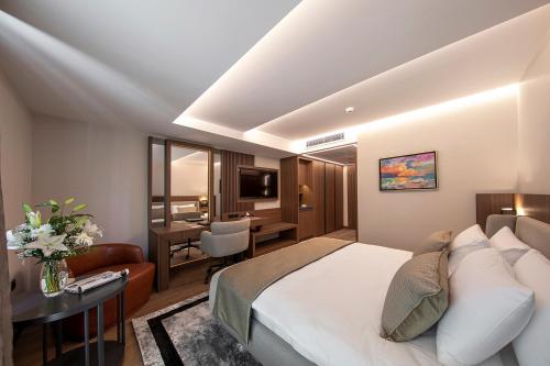 Deluxe Çift Kişilik Oda