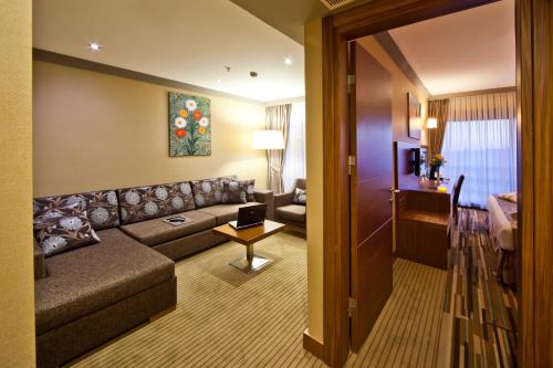 Suite Room