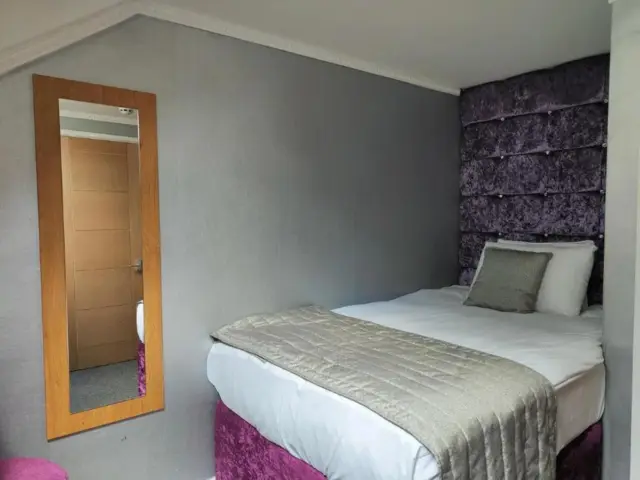 Single Room with Private Bathroom