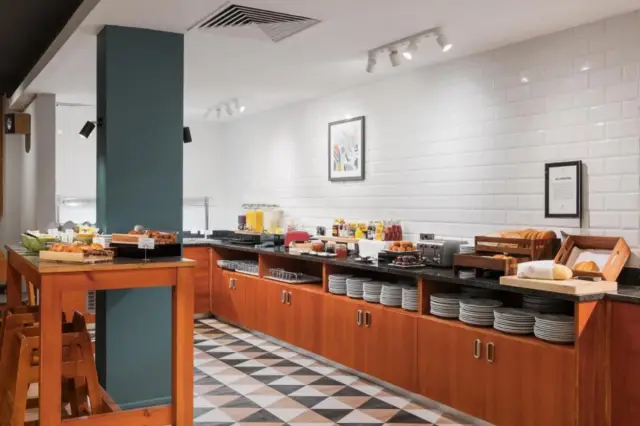 Holiday Inn Northampton by IHG