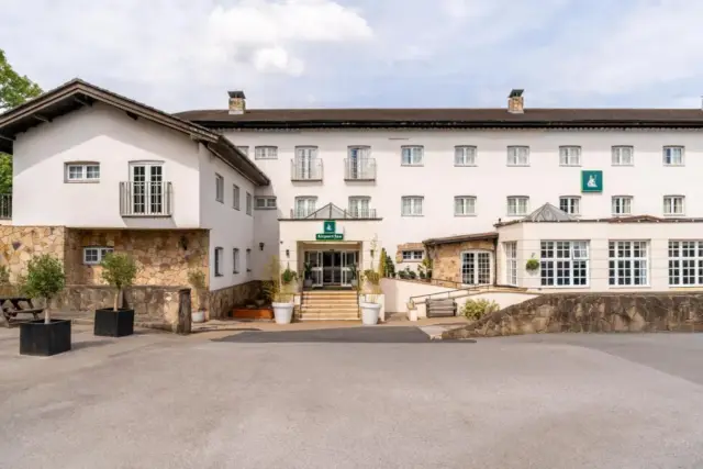 Airport Inn Manchester