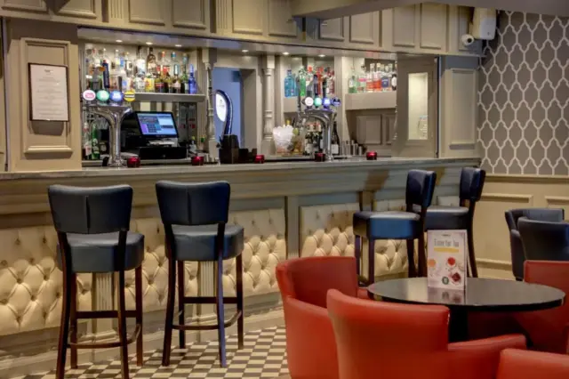 Crowne Plaza East Midlands Airport by IHG