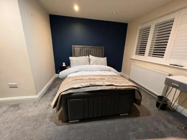 ROSEWOOD Gatwick