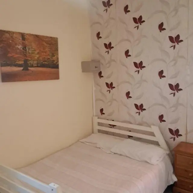 New Hawkes Hotel