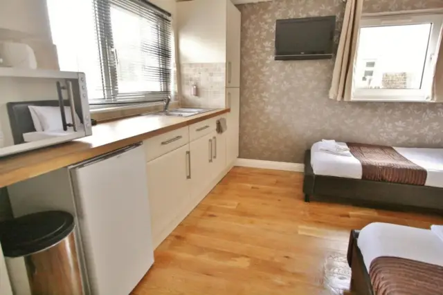 Central Studios Gloucester Road – Free Parking