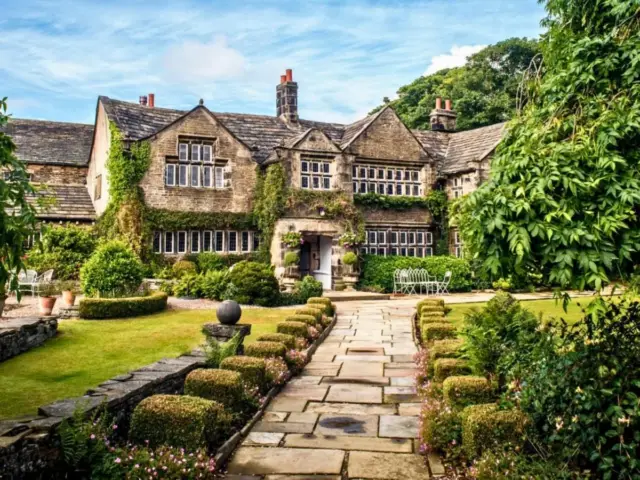 Holdsworth House Hotel