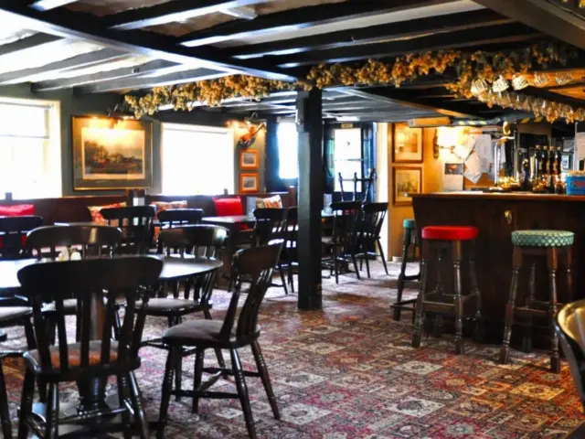 The Rose & Crown