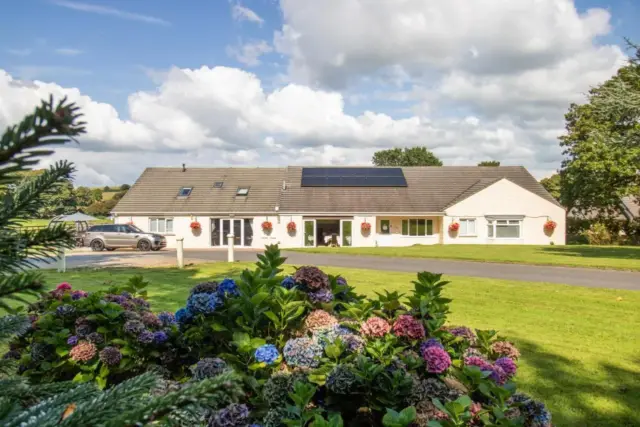 Lovesgrove Country Guest House