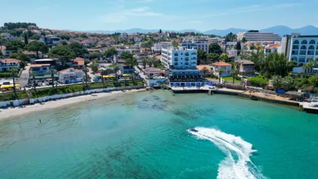 Marti Beach Hotel