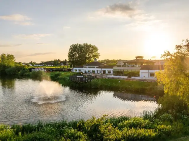 Drift Inn at Wyboston Lakes