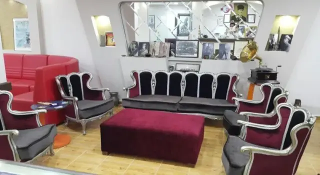 TJ’s Hotel
