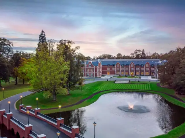Fairmont Windsor Park
