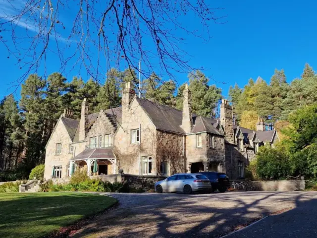 Cambus O’ May Traditional Highland Hotel
