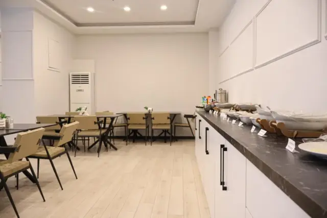 Home Plus Hotel