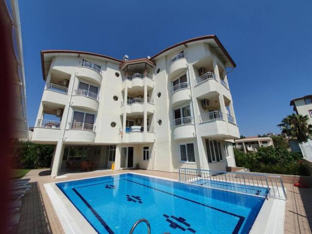 Adems Apart Hotel