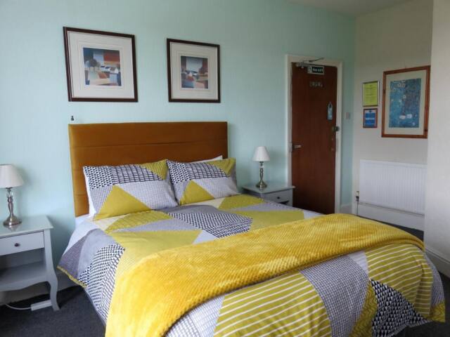 Ainsley Court Guest House