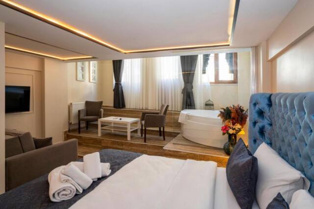 Aiza Suites