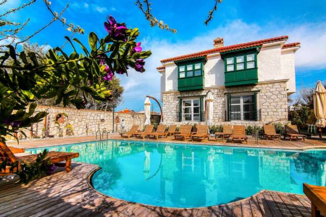 Alacati Boreas Hotel