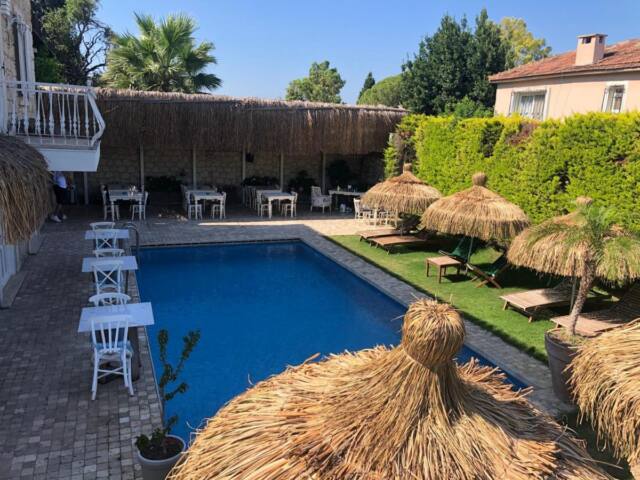 Alaçatı Roka Taş Butik Hotel
