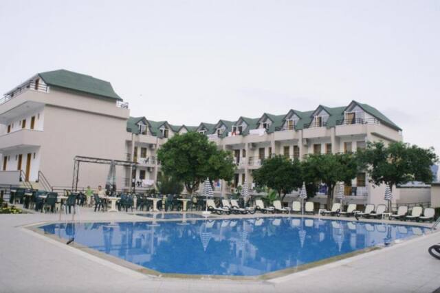 Ares Hotel