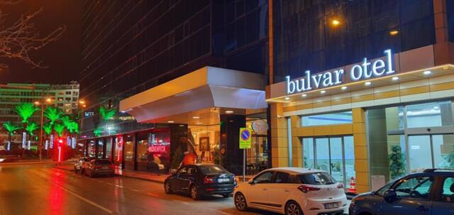 Bulvar Hotel