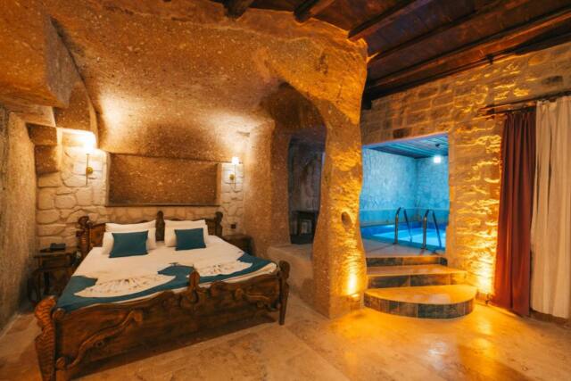 Cappatria Cave House