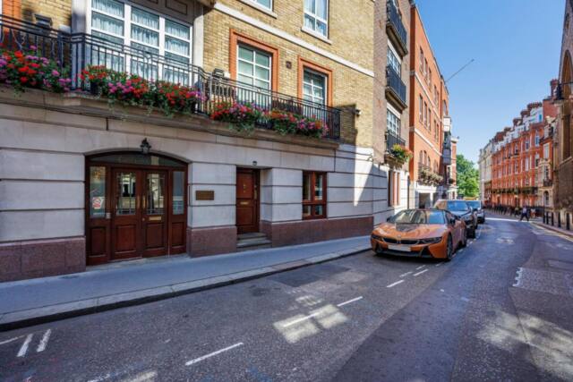 Carlton Court – Mayfair