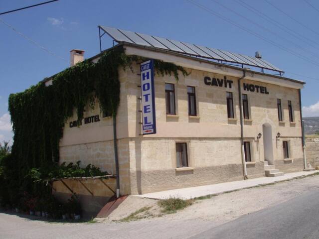 Cavit Hotel