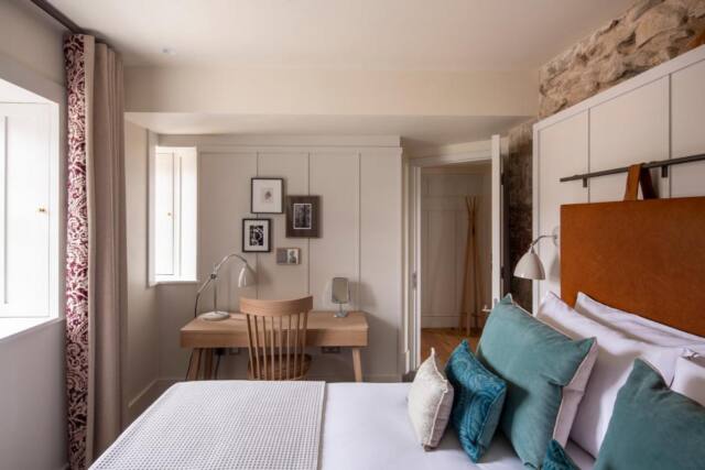 Cheval Abbey Strand Apartments, at Holyrood