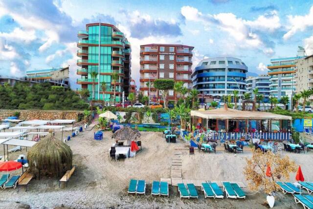 Club Bayar Beach Hotel