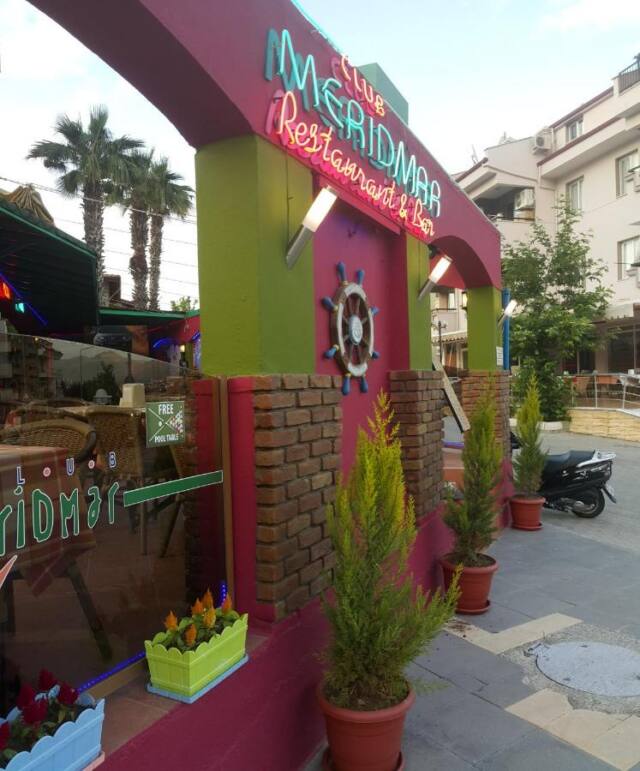 Club Meridmar Apart