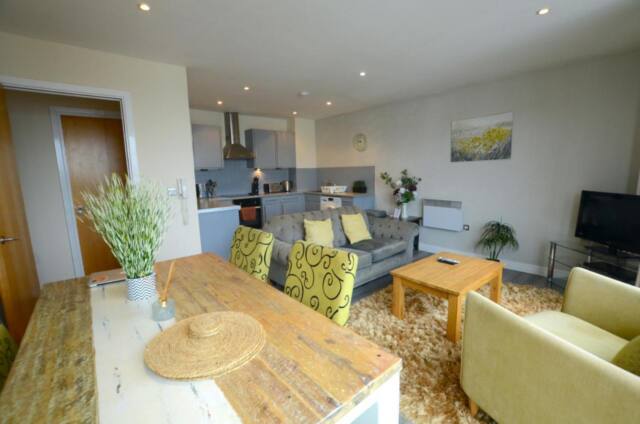 Cranbrook House Apartments – Near Ice Arena