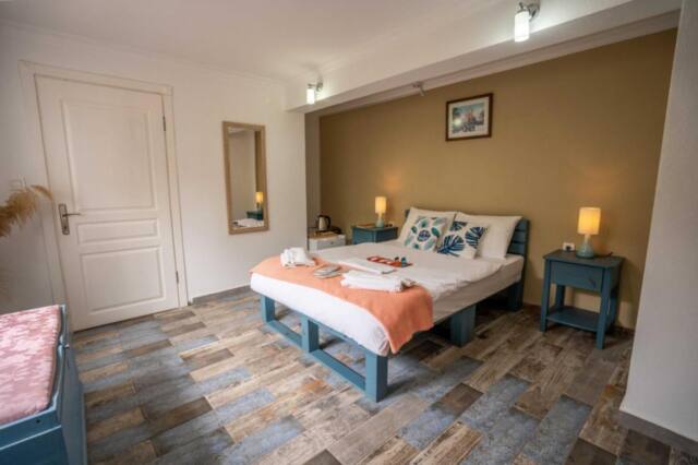 Cunda Ada Kizi Otel