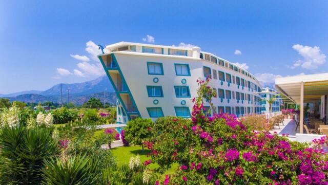 Daima Biz Hotel – Dolusu Aquapark Access