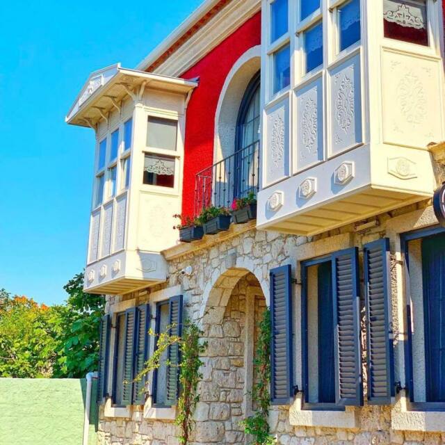 Dem Luxury Boutique Hotel