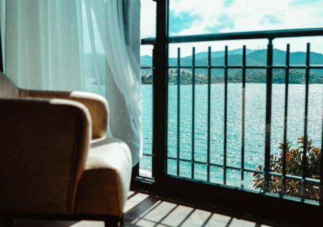Deniz Otel