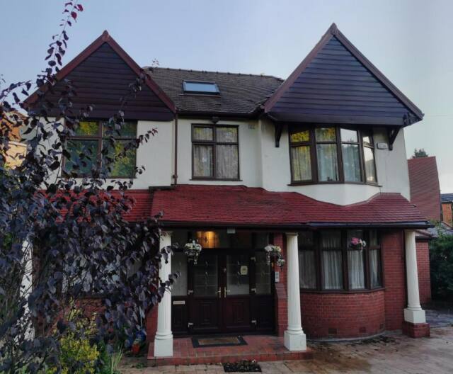 Doctors Lodge