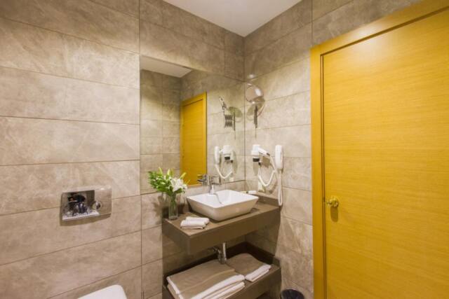 Dogan Royal Hotel