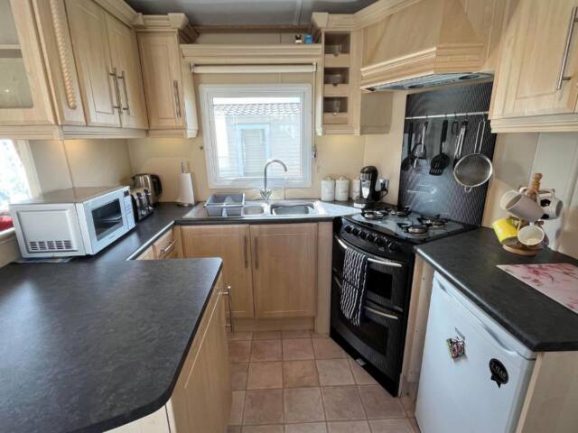 Eagle 63, Scratby – California Cliffs, Parkdean, sleeps 6, pet friendly, bed linen and towels included – close to the beach