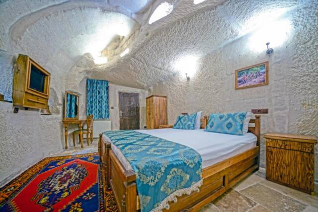 Elysee Cave House