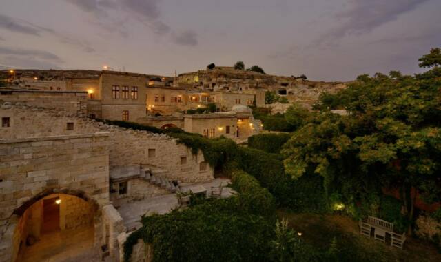 Esbelli Evi Cave Houses