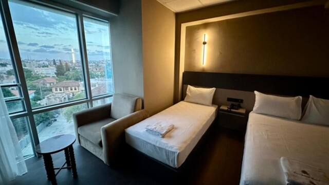 Esse Joven Hotel