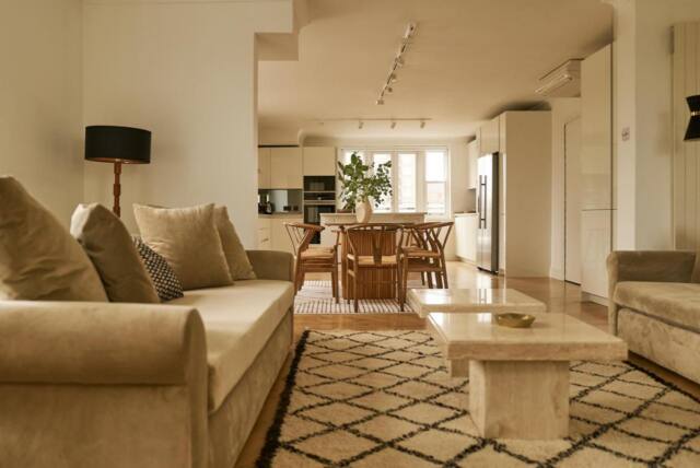 Europa House Apartments