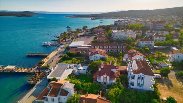 Ezer Hotel