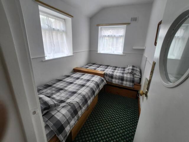 Family of 4 room