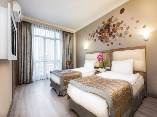 Fatih Hotel Corner