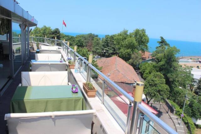 Ganita Life Hotel