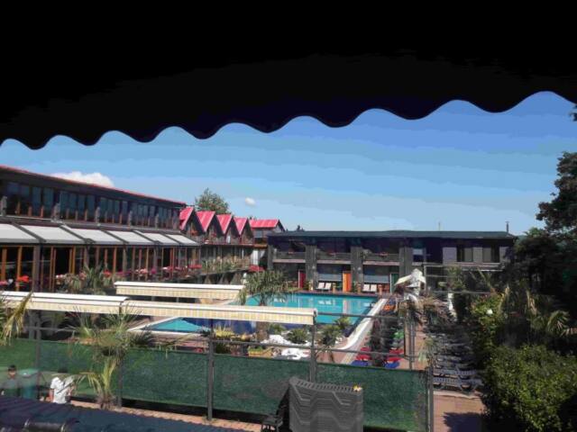 Green House Garden Park Hotel