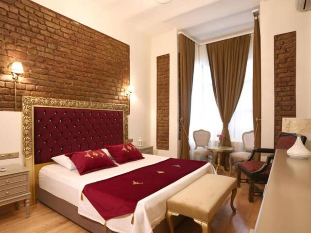 GreenStar Hotel